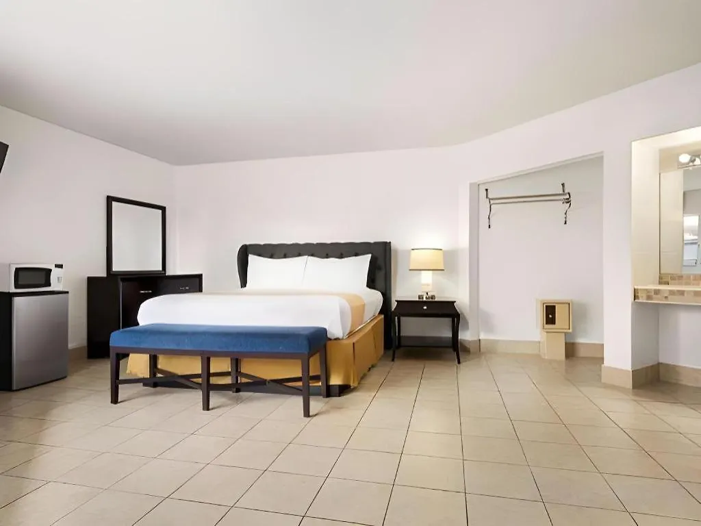 Travelsuites Inn Las Vegas Hotel