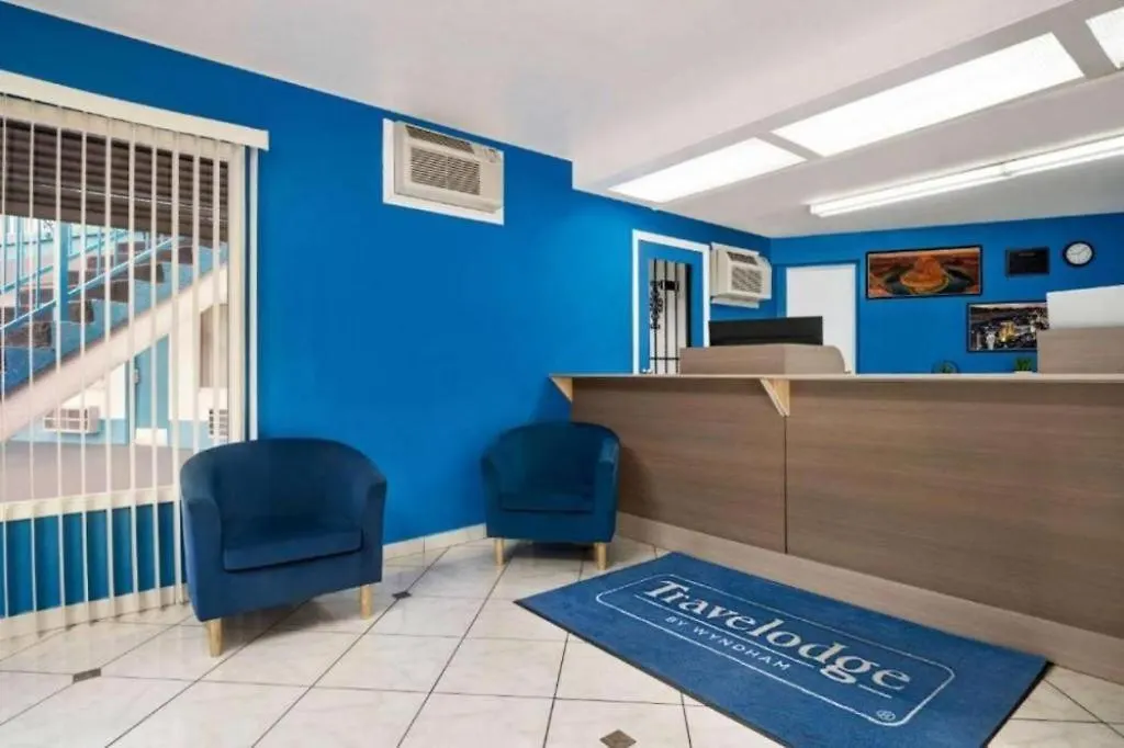Travelsuites Inn Las Vegas Hotel