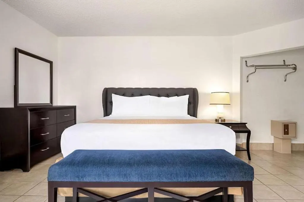 Travelsuites Inn Las Vegas 2*,