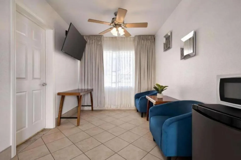 Hotel Travelsuites Inn Las Vegas