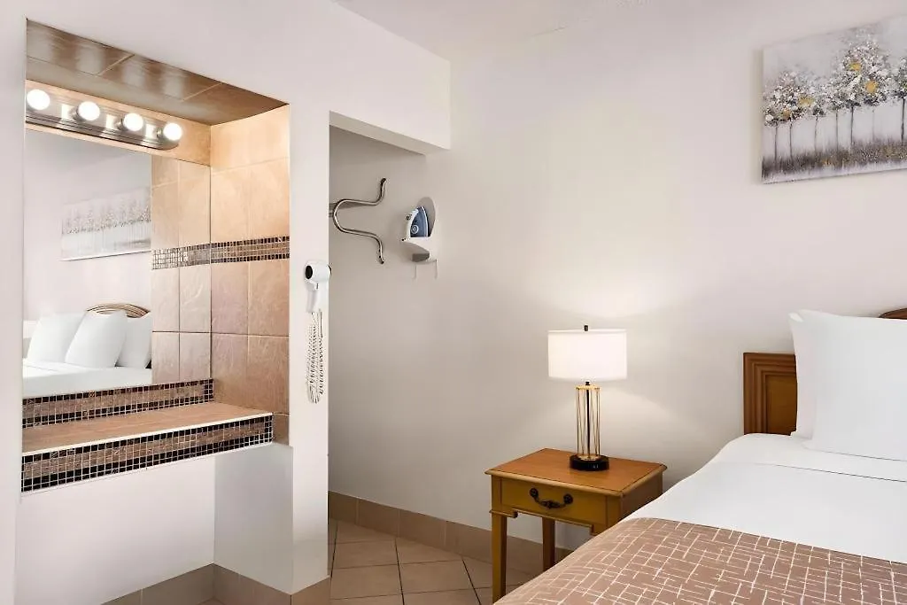 Travelsuites Inn Las Vegas
