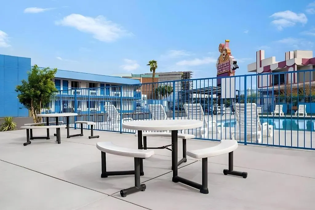 Travelsuites Inn Las Vegas 2*,  United States